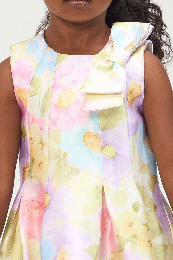 Vestido estampado com detalhe de laço no ombro