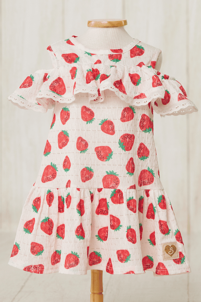 Vestido de malha com estampa de morangos