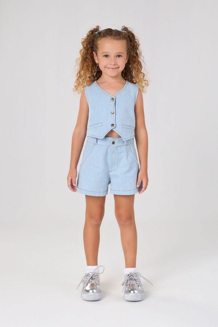 Colete e short de sarja