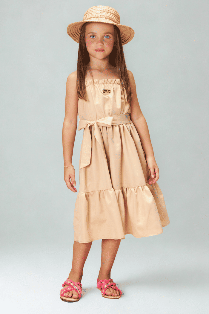 Vestido de alça com amarração na cintura