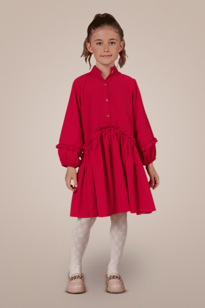 Vestido com babado e botões