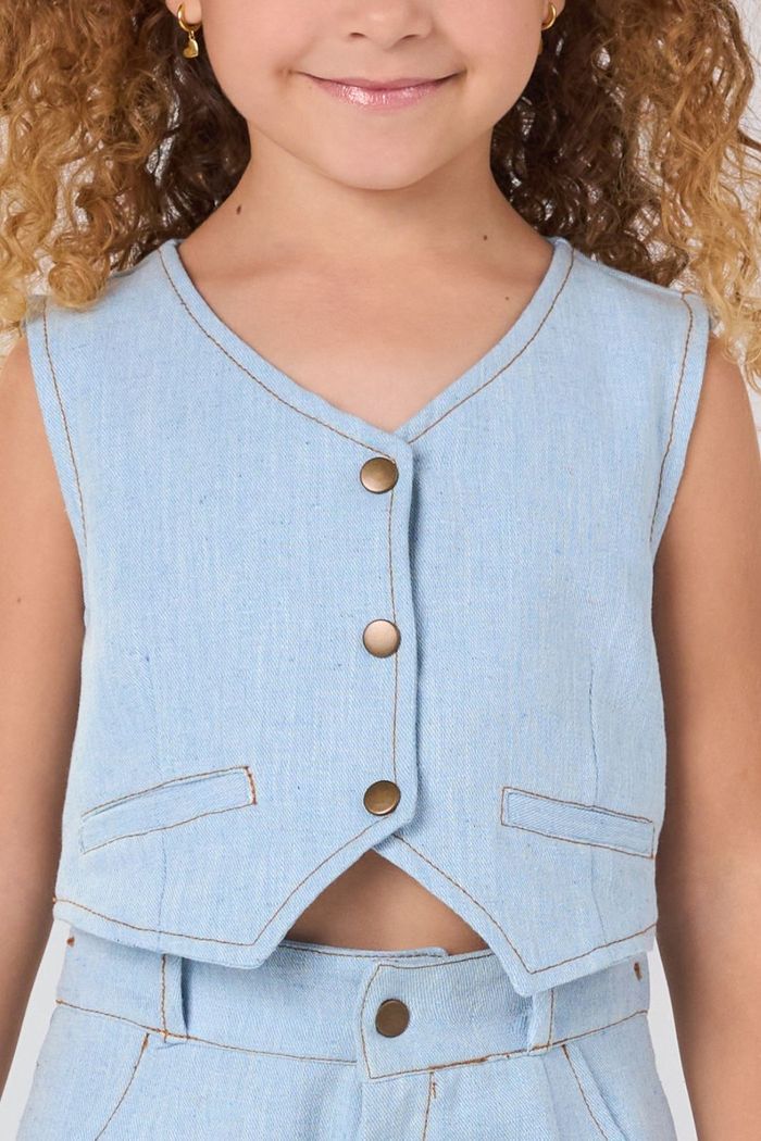 Colete e short de sarja