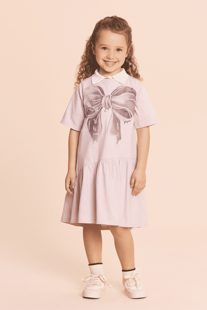 Vestido com estampa em silk de laço