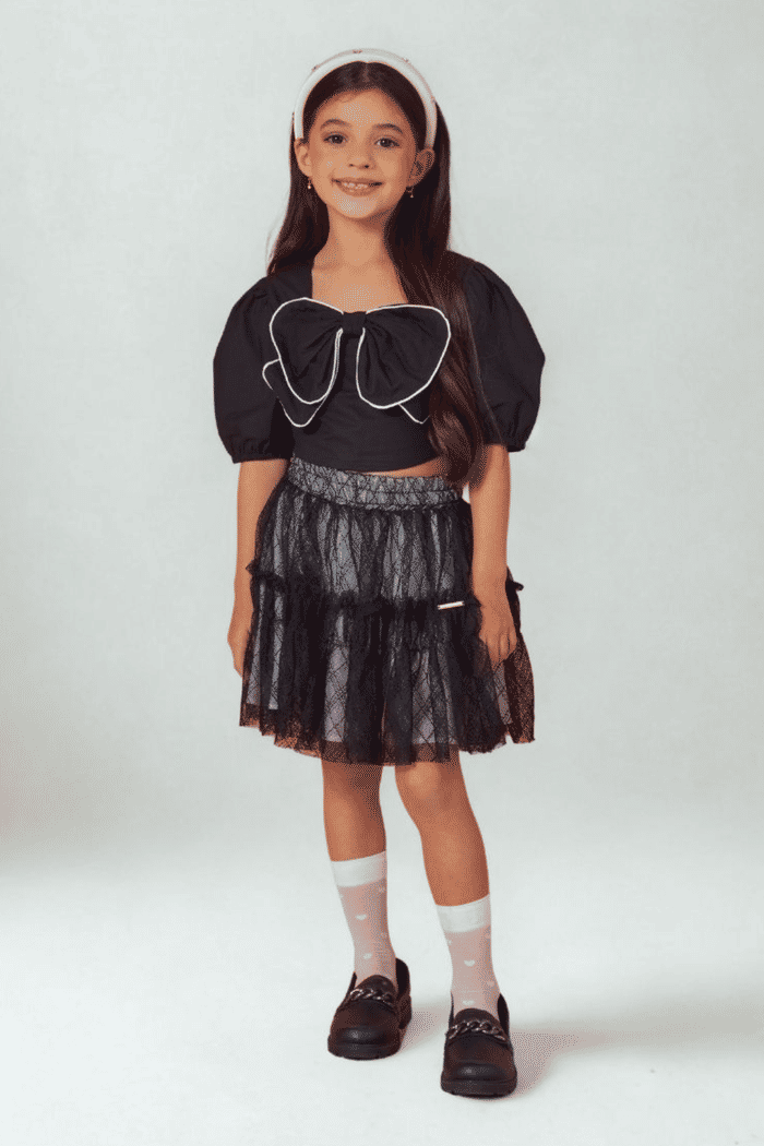 Conjunto blusa max laço com saia de tule