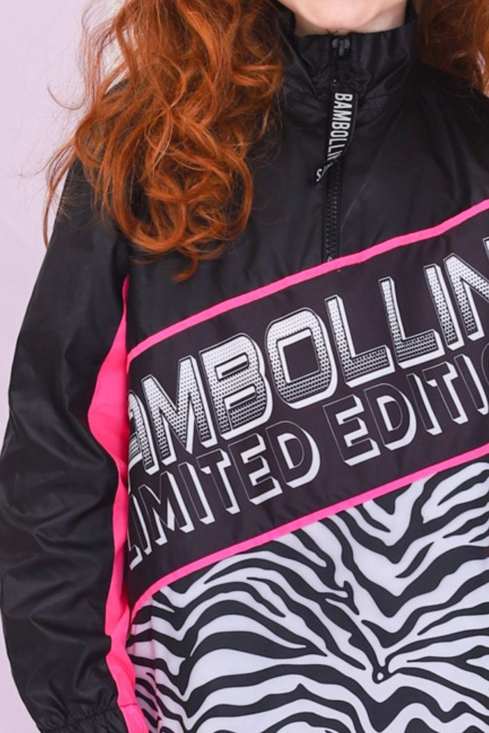 Vestido de quebra vento estampa zebra