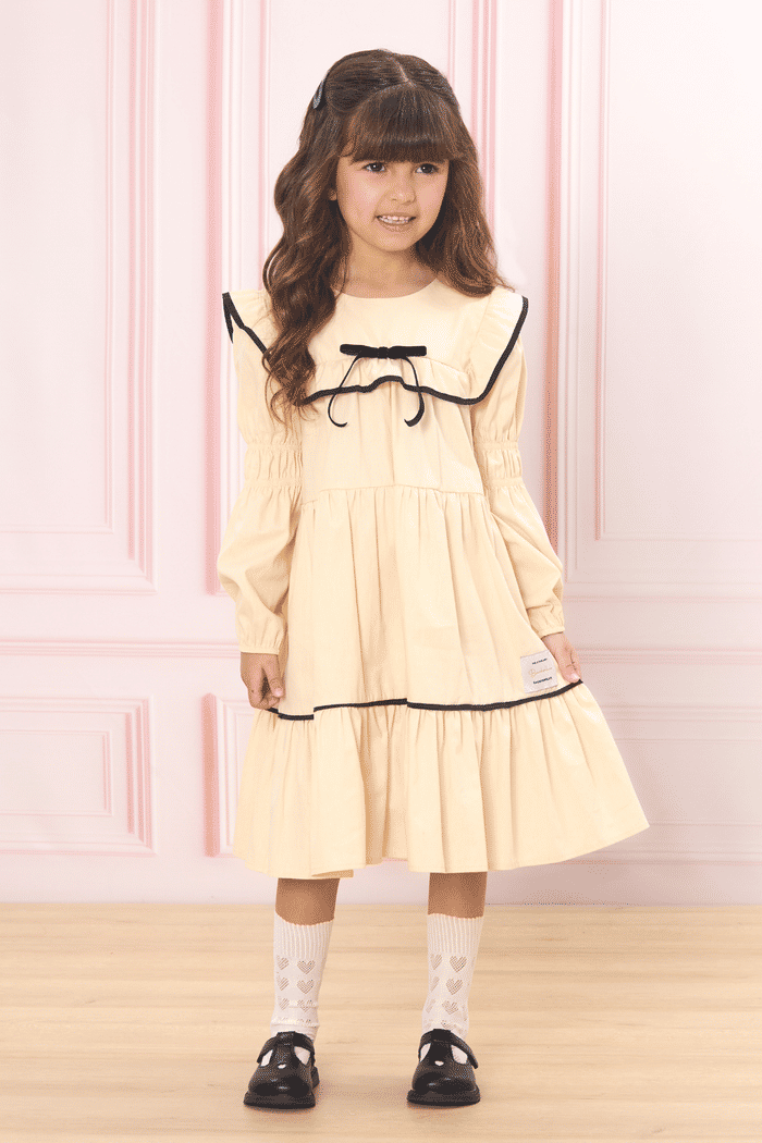 Vestido de tricoline bege