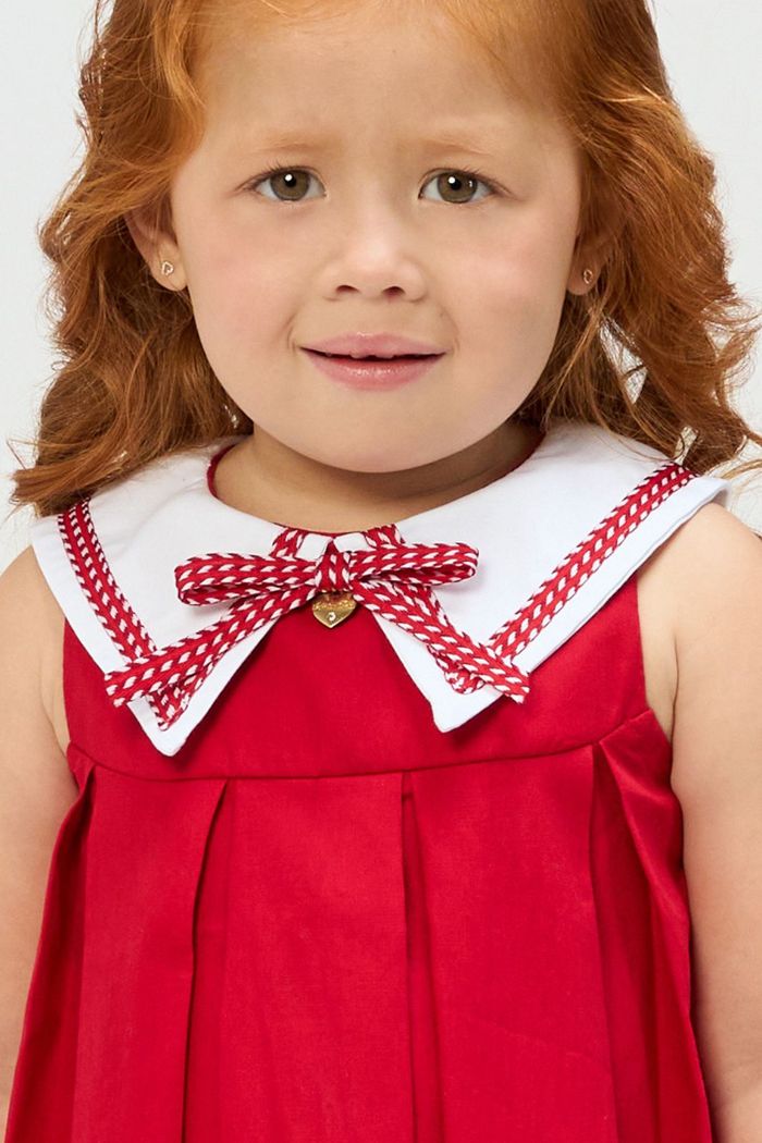 Vestido de tricoline