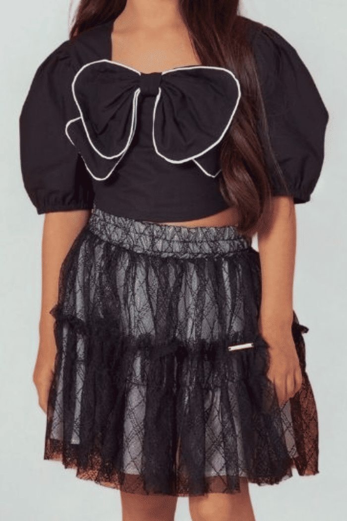 Conjunto blusa max laço com saia de tule