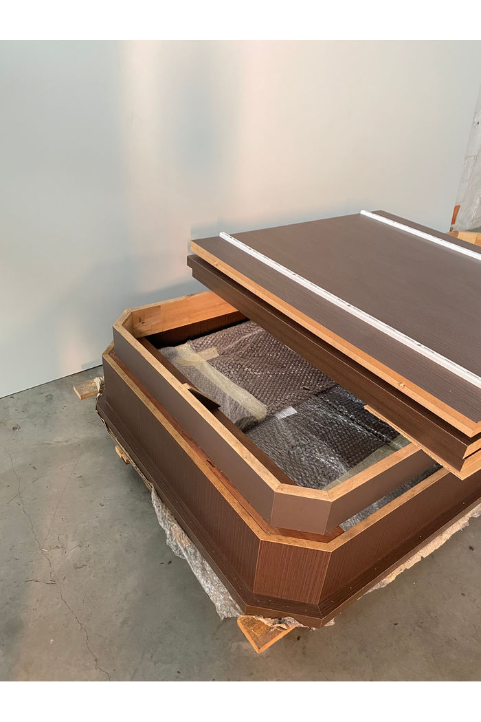 GONDOLA - PRATELEIRA DE MDF - MOD CENTRAL - 1,80 X 0,90 X 1,28M C CANTOS CHANFRADOS C DUAS CABECEIRAS - CASTANHO DOURADO (Cópia)