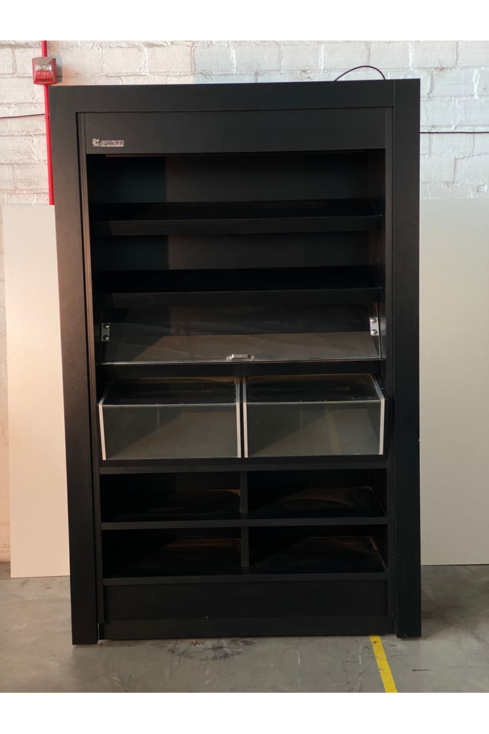 PAREDE DIVISORIA COM BOX DE PÃO E 2 PORTAS BASCULANTE