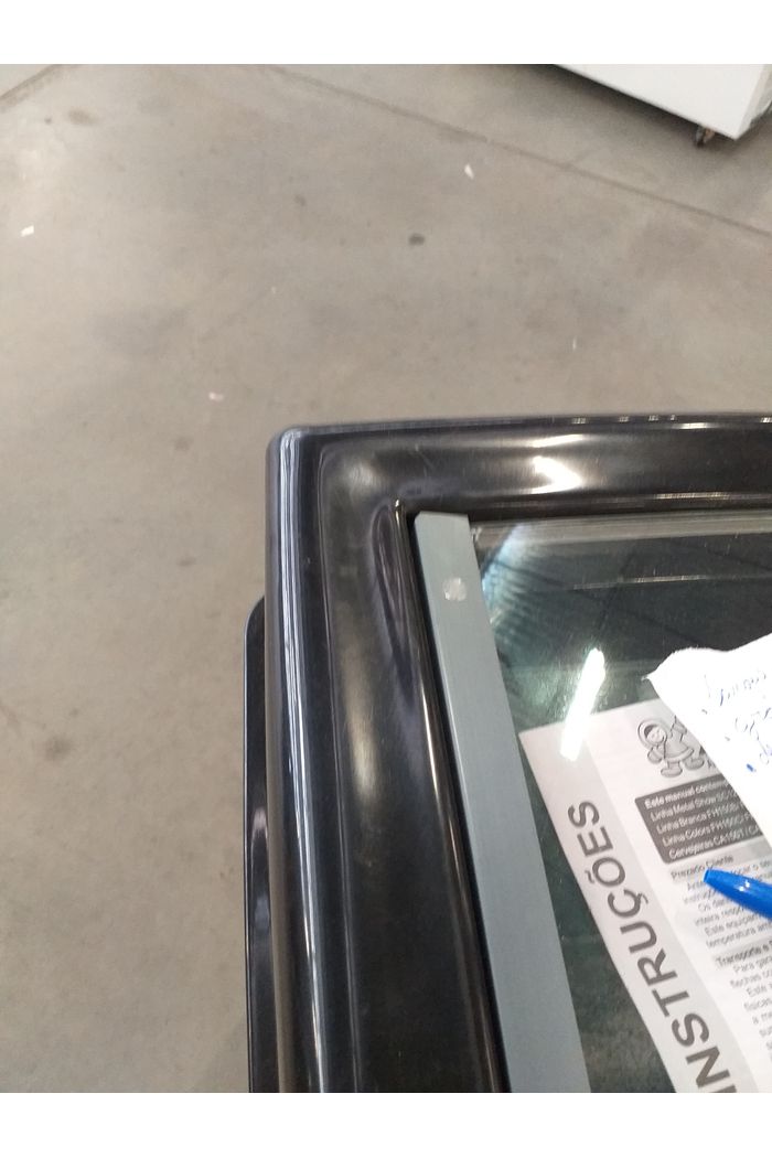 CONGELADOR FREEZER EXPOSITOR VITRINE SHOW SC 124 127V PRETO CAP EQUIV 120 LT