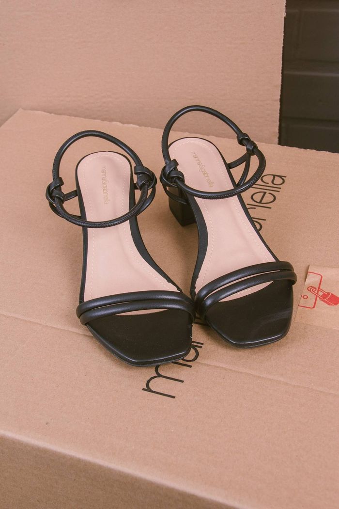 SANDÁLIA BÁSICA LOW PRETA