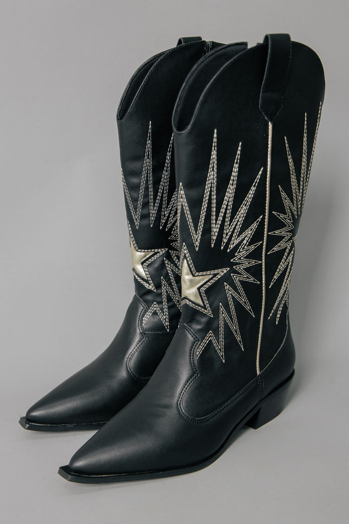 BOTA WESTERN BORDADA SPARKLE PRETA
