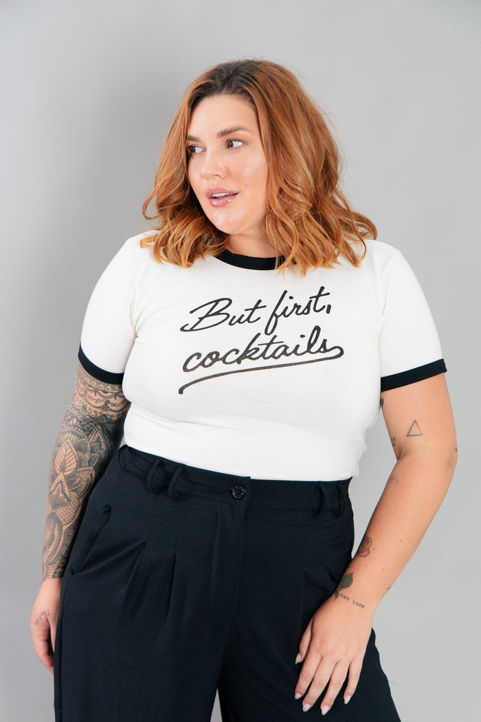 T-SHIRT BABYLOOK DE COTTON OFF COM DEBRUM PRETO FIRST COCKTAILS