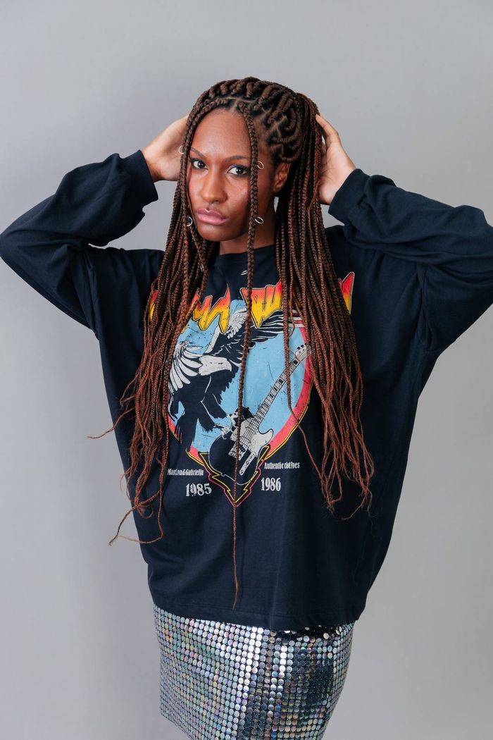 CAMISETA MANGA LONGA PRETA DRAMA QUEEN