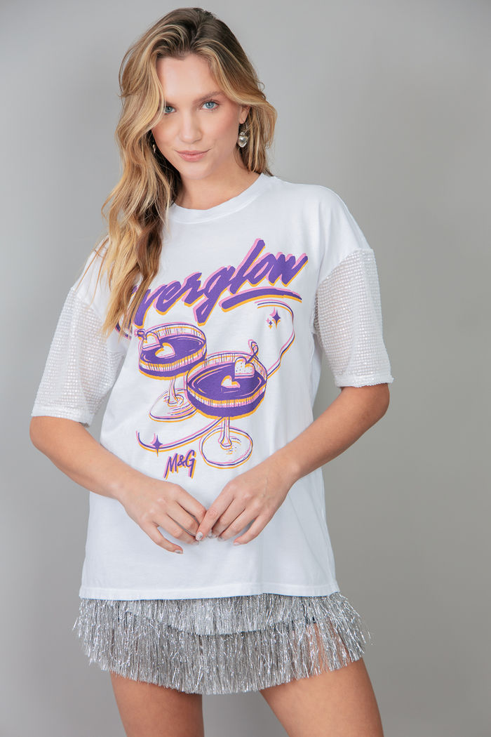 CAMISETA T-SHIRT VINTAGE BRANCA COM MANGAS DE PAETÊ OVERGLOW