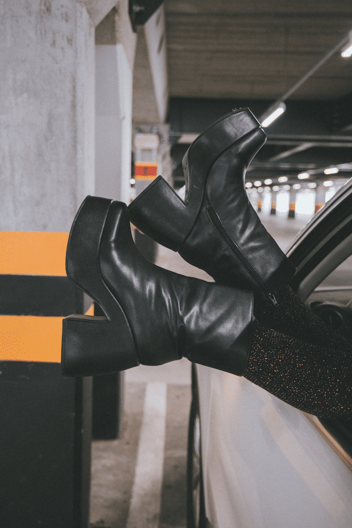 BOTA SALTO ALTO PRETA