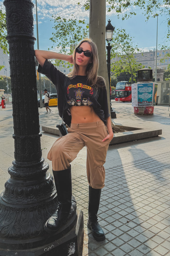 CAMISETA T-SHIRT OVERSIZED CINZA ROCK N GUNS