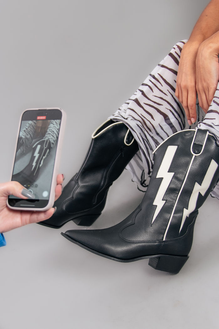 BOTA WESTERN COM RAIO PRETO