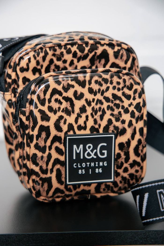 BOLSA SHOULDER BAG ONCINHA MARROM