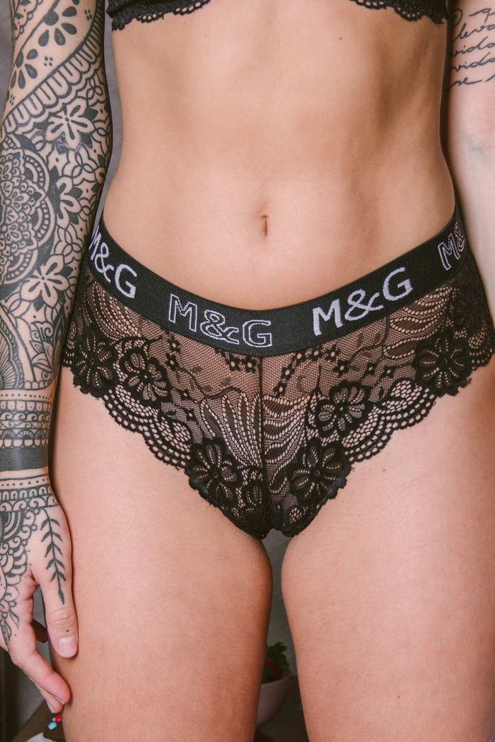 CALCINHA RENDA PRETO COM ELÁSTICO M&G