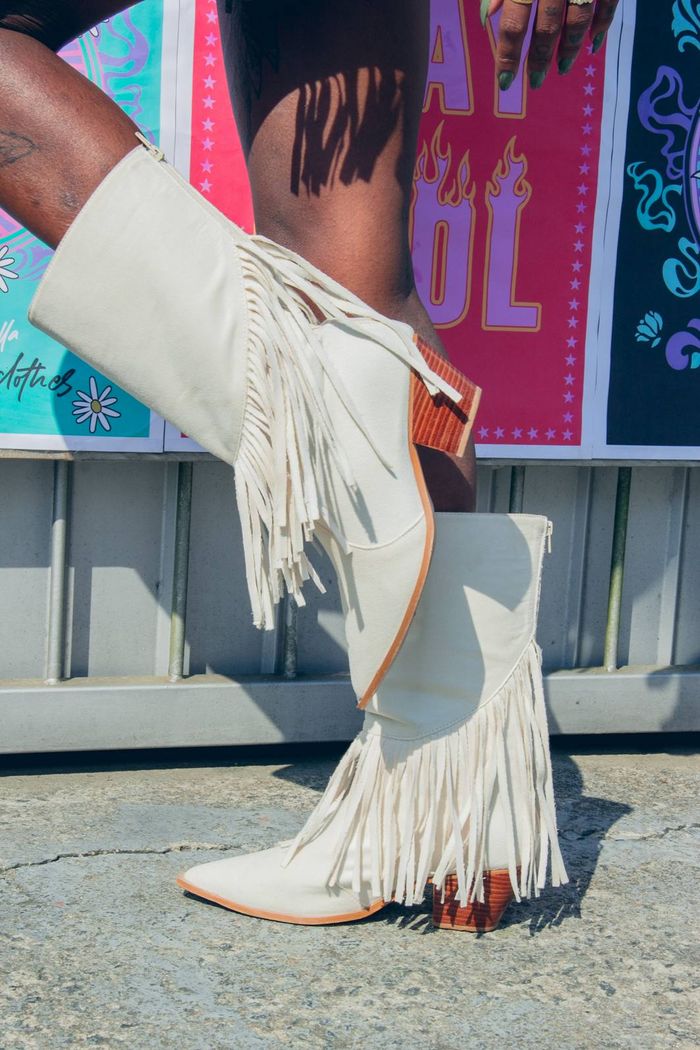 BOTA WESTERN FRANJA BEGE