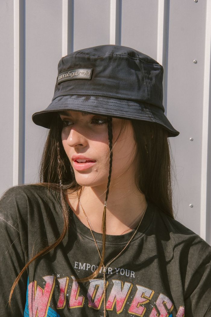 BUCKET ESTONADO SARJA PRETO