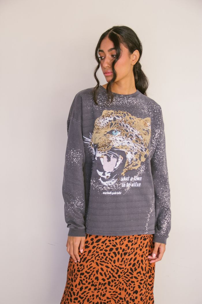 CASACO DE MOLETOM CHUMBO COM RESPINGOS ALIVE