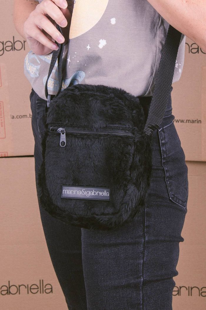 SHOULDER BAG PRETA PELÚCIA