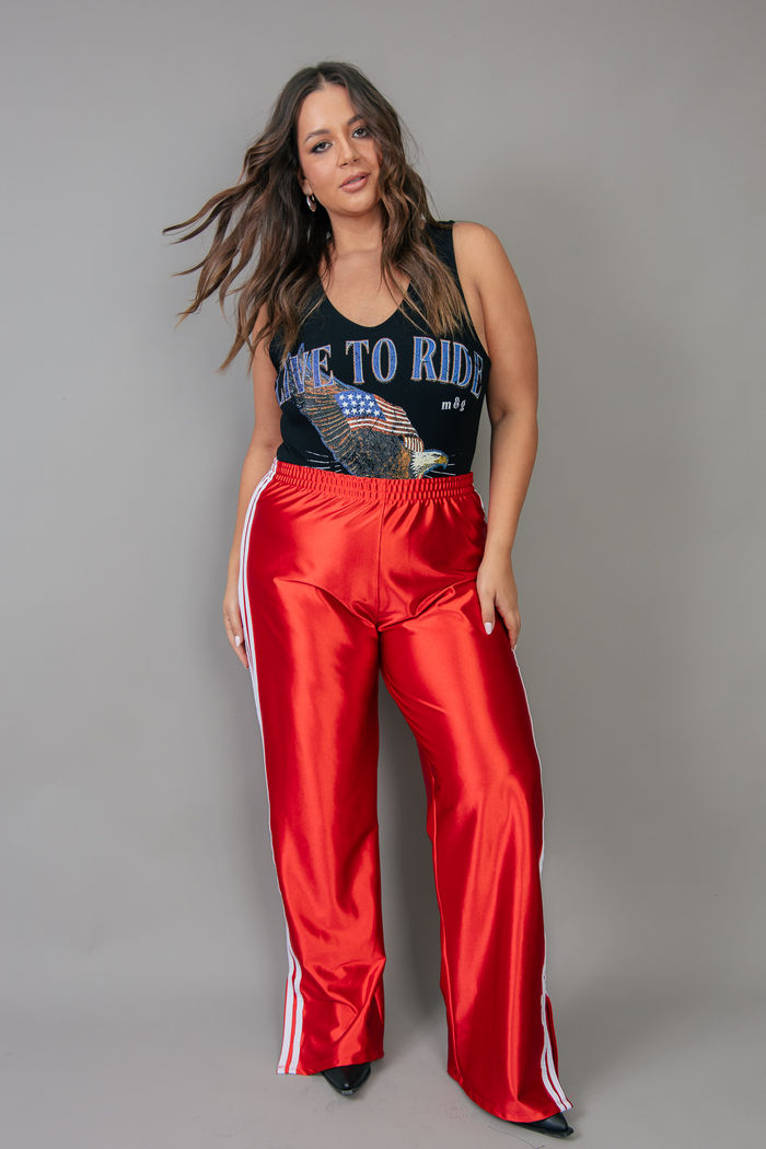 CALÇA SPORT VERMELHA COM LISTRAS