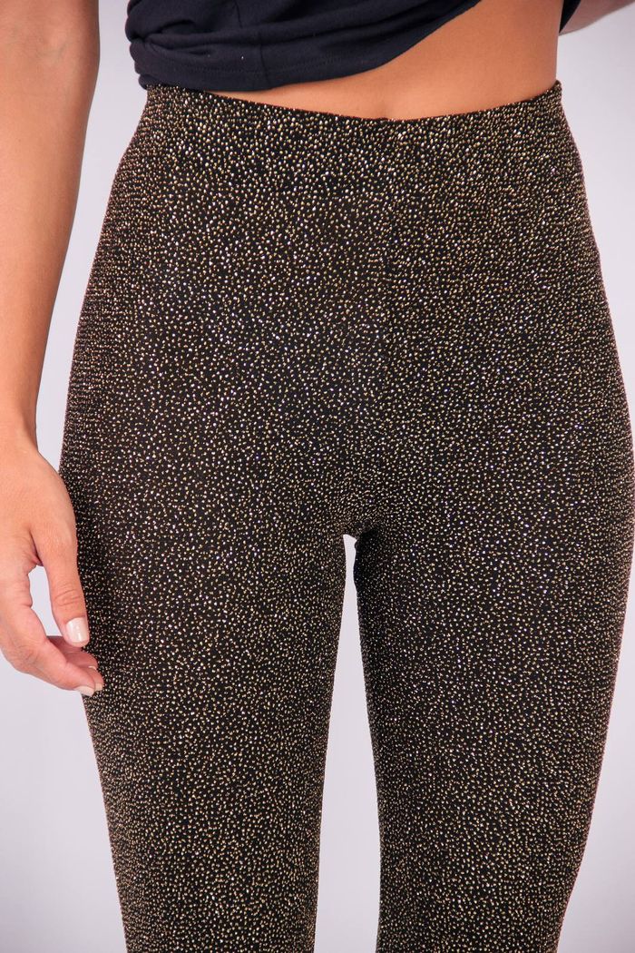CALÇA LEGGING COM PÉZINHO GOLD