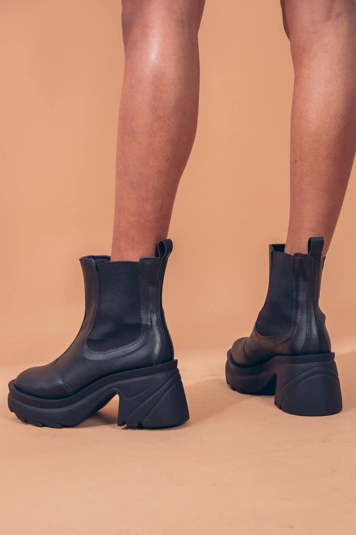 COTURNO CHELSEA HEELS PRETO