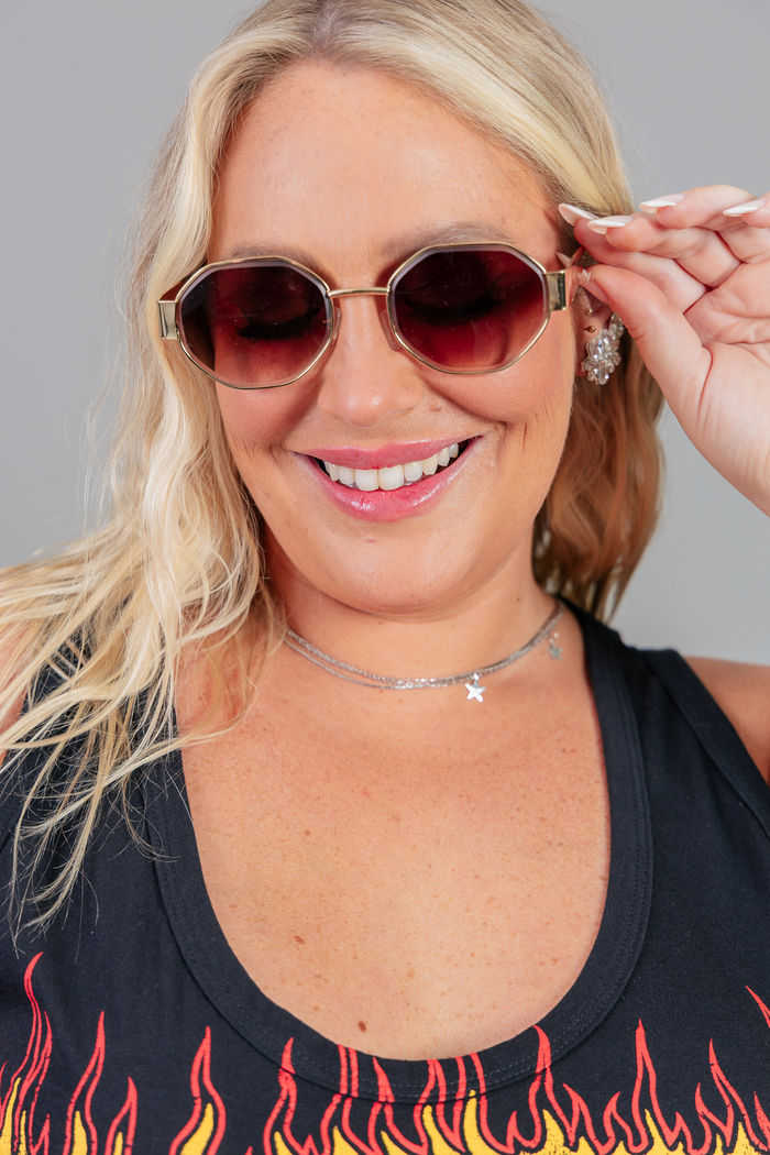 ÓCULOS METAL DOURADO HEXAGONAL LENTE DEGRADÊ