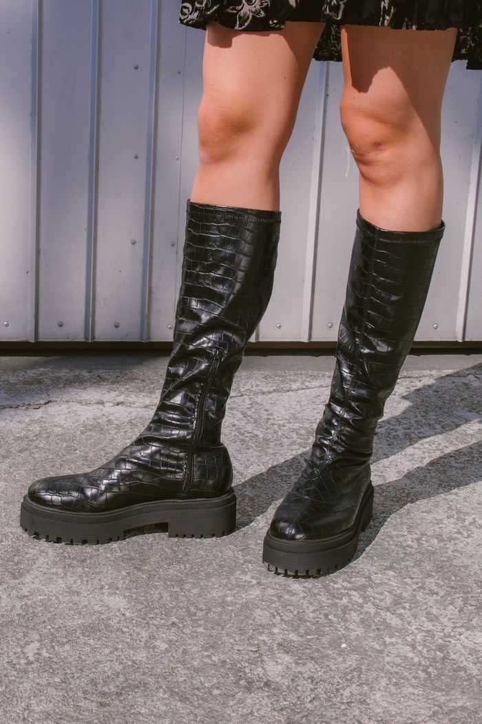 COTURNO CANO LONGO PRETO CROCO