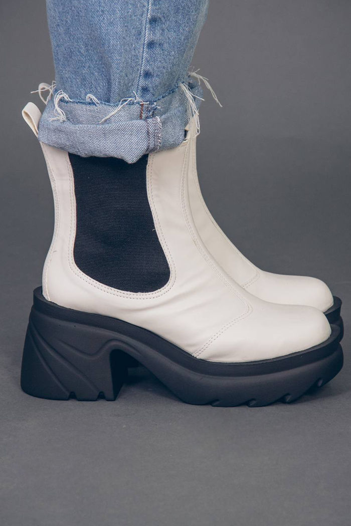 COTURNO CHELSEA HEELS OFF WHITE