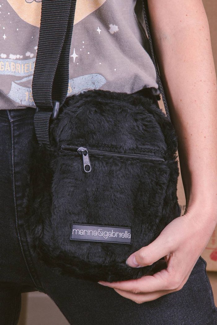 SHOULDER BAG PRETA PELÚCIA