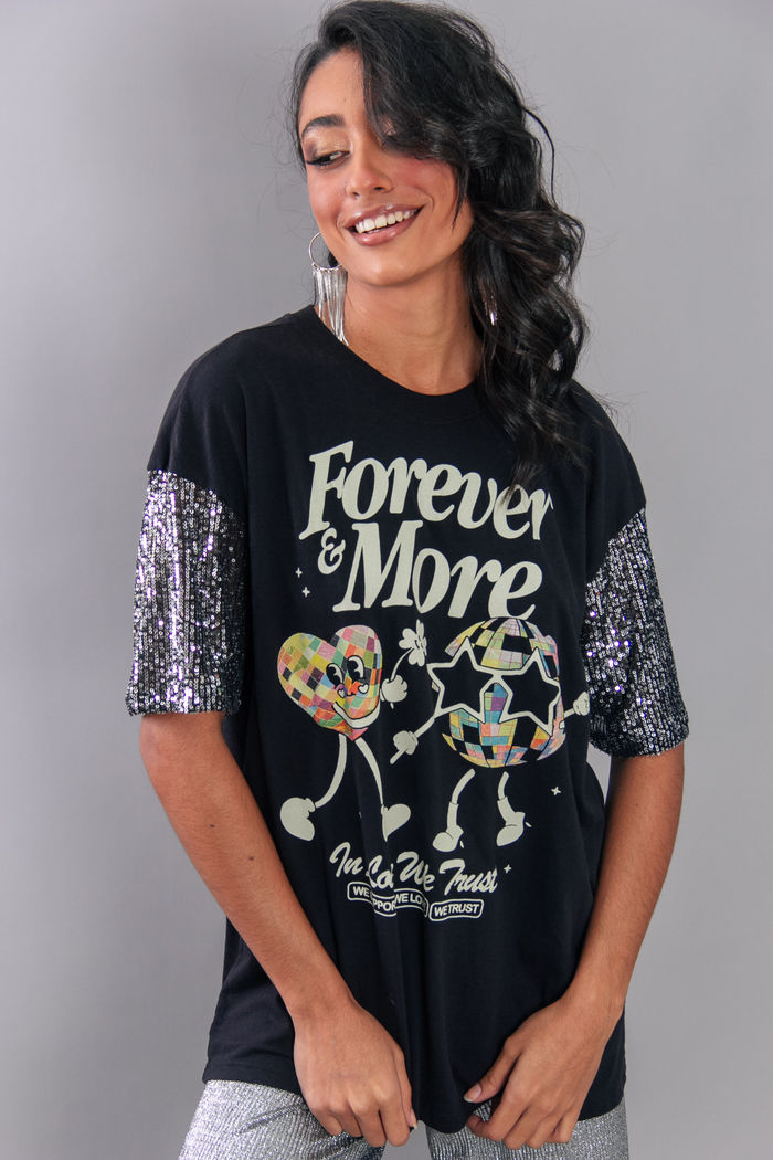 CAMISETA T-SHIRT VINTAGE PRETA FOREVER MANGA PAETÊ PRATA