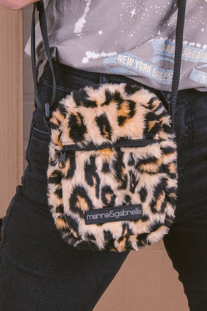 SHOULDER BAG ONCINHA PELÚCIA