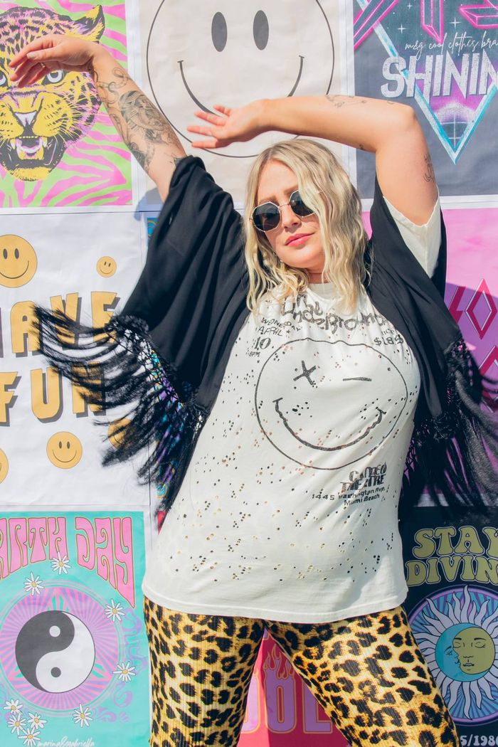 KIMONO PRETO LISO COM FRANJAS