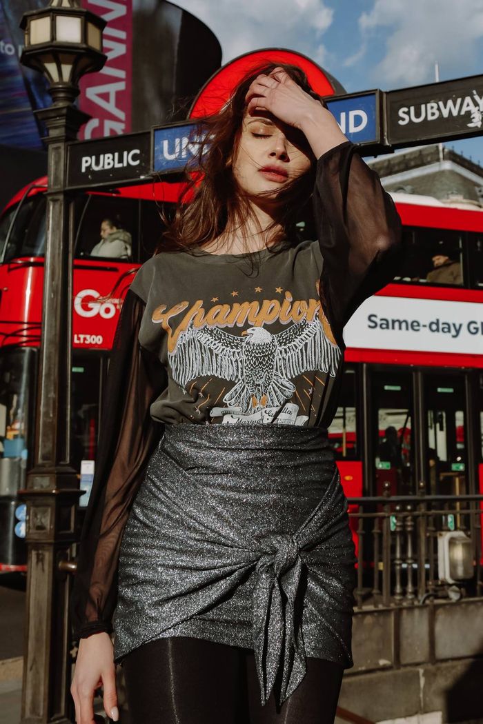 T-SHIRT MANGA LONGA DE TULE  CHAMPIONS