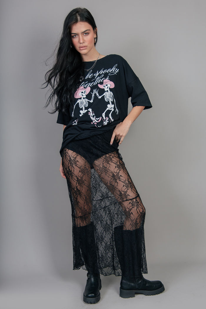 SAIA DE RENDA MIDI SEM FORRO PRETO
