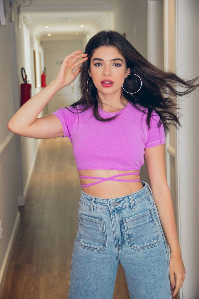 CROPPED COM AMARRAÇÃO ROXO