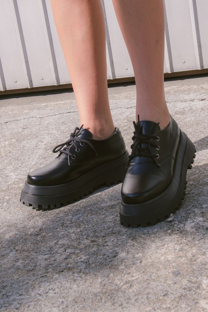 SAPATO OXFORD TRATORADO