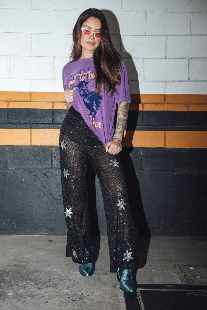 CALÇA PANTALONA PAETÊ PRETO COM BORDADOS DE ESTRELA