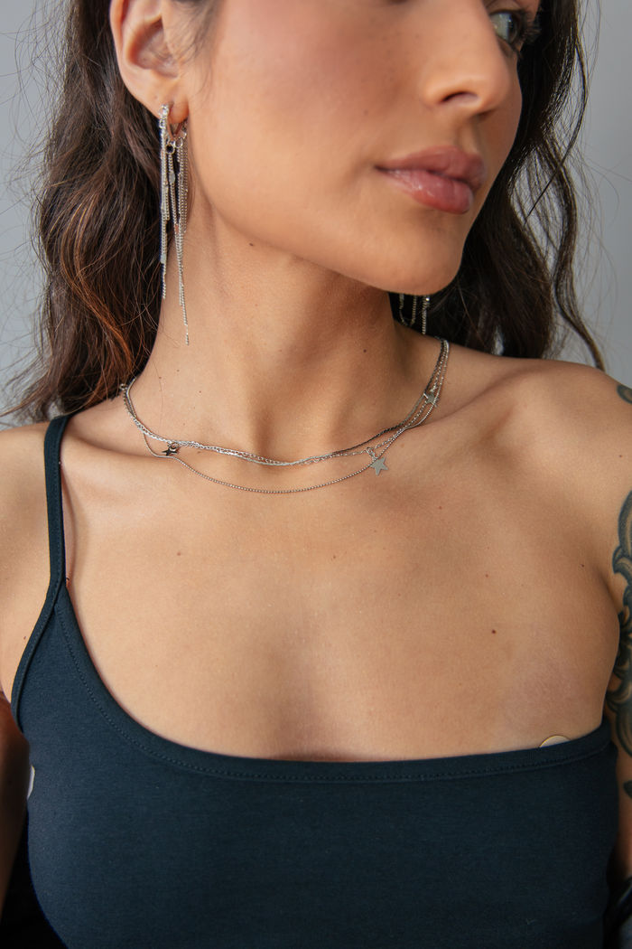 COLAR PRATA CORRENTES E ESTRELINHAS