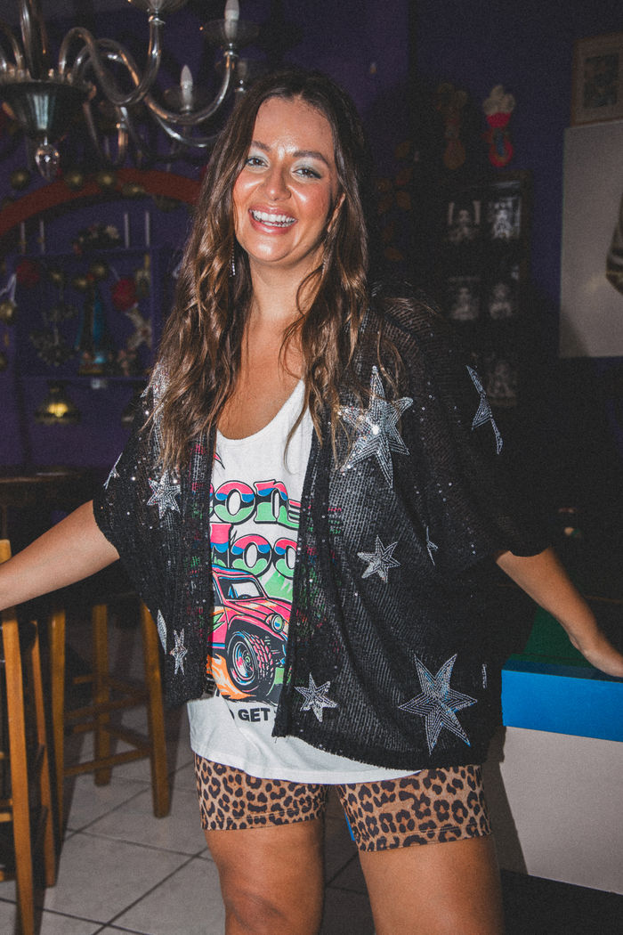 KIMONO DE PAETÊ PRETO COM BORDADOS DE ESTRELA