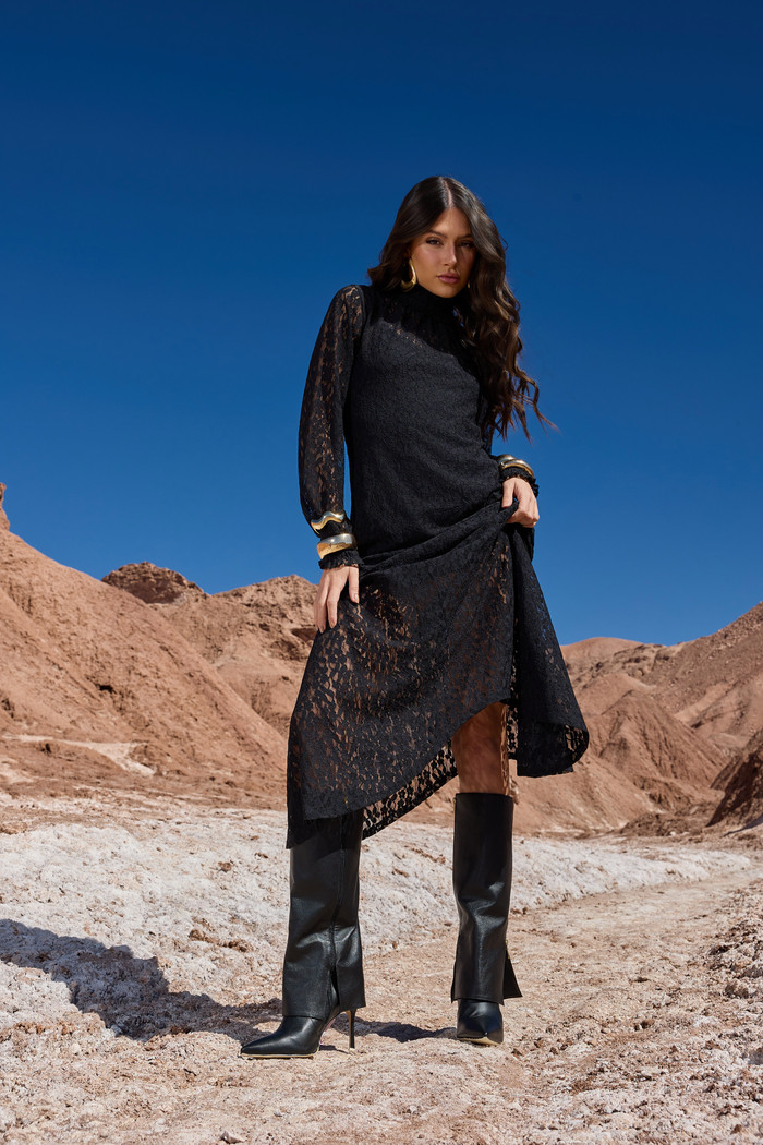 Vestido Longo Em Renda