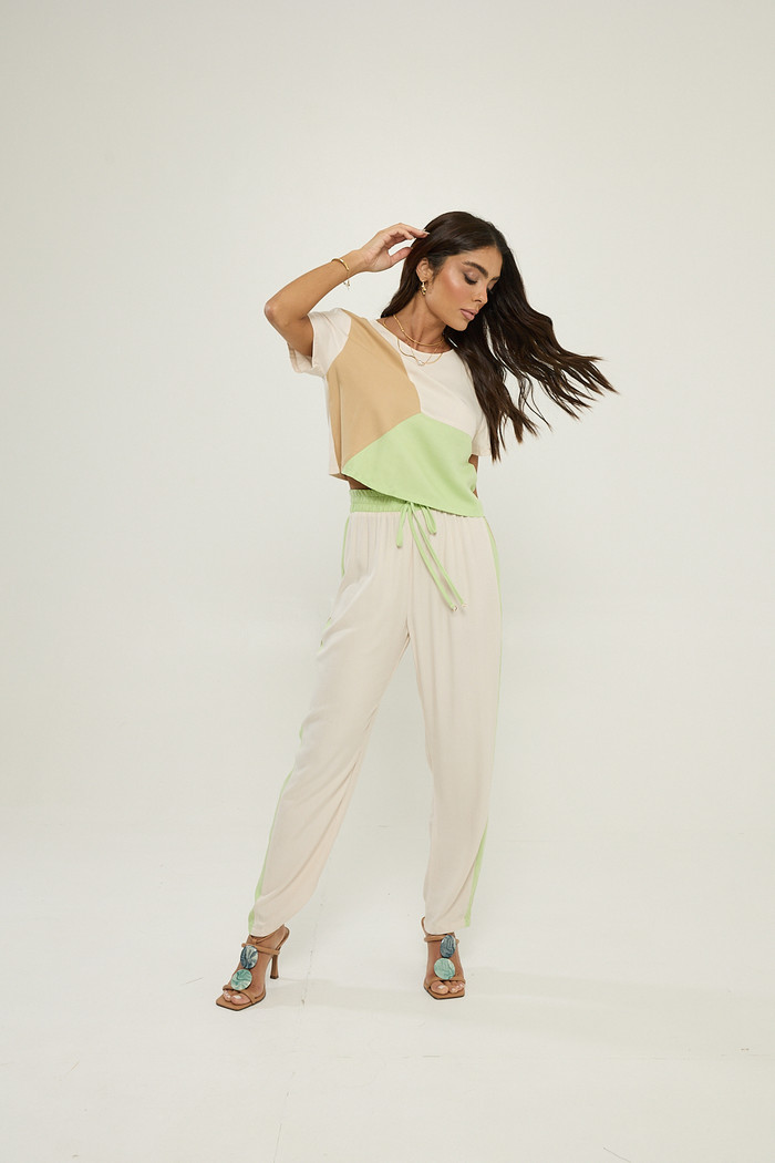 Cropped com Recortes