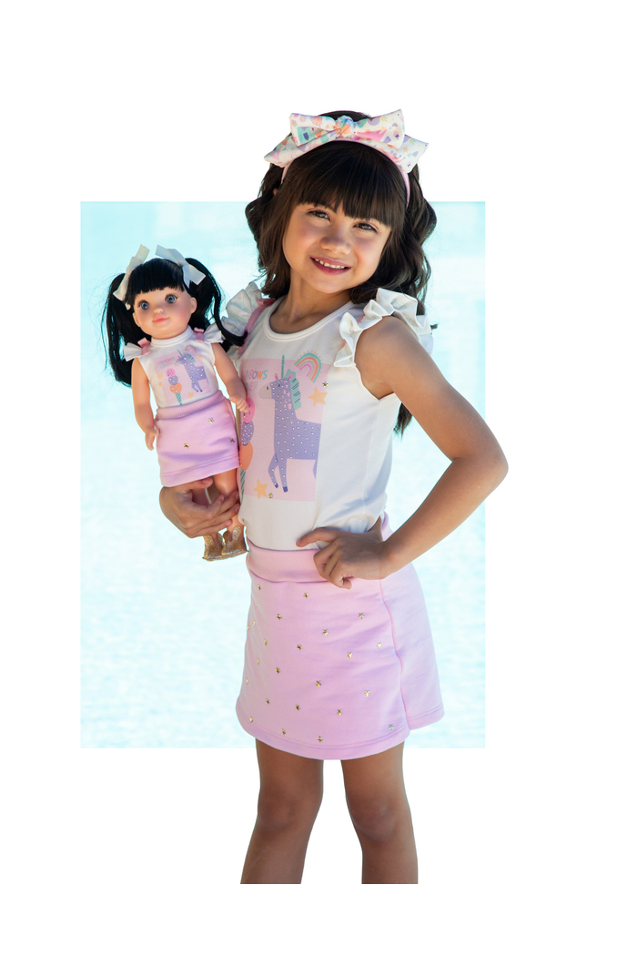 Conjunto unicórnio com shorts saia