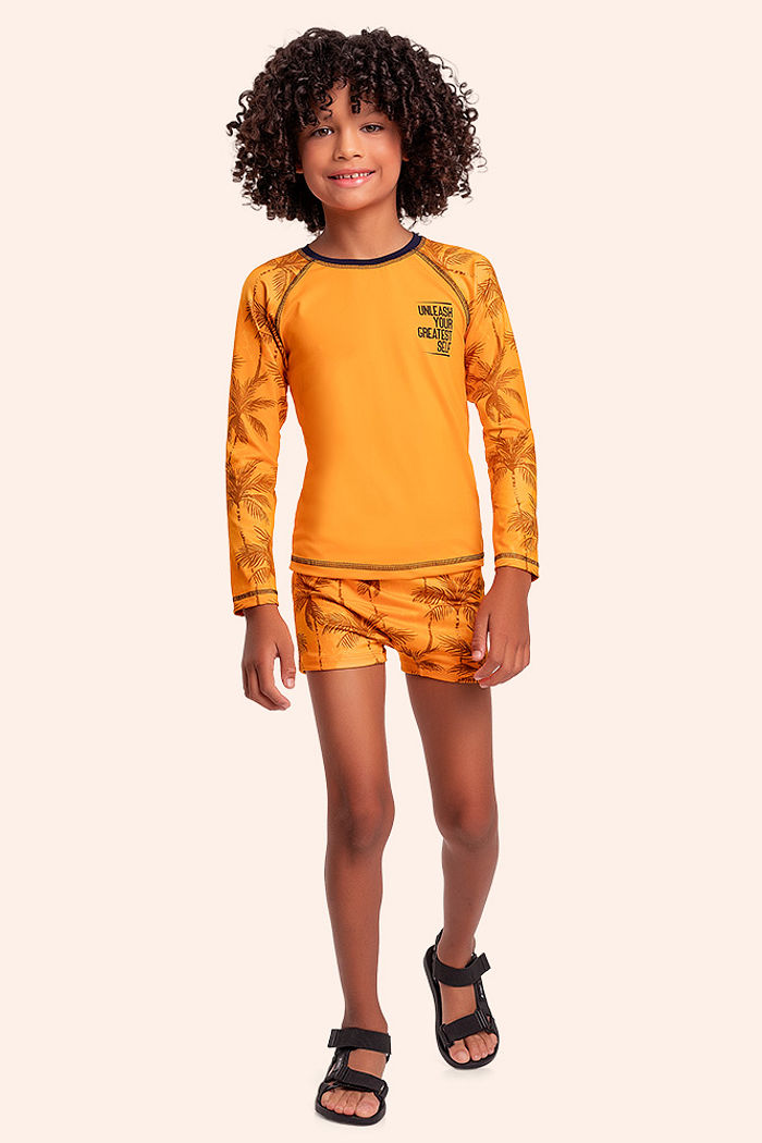 Conjunto moda praia camiseta manga longa e sunga boxer